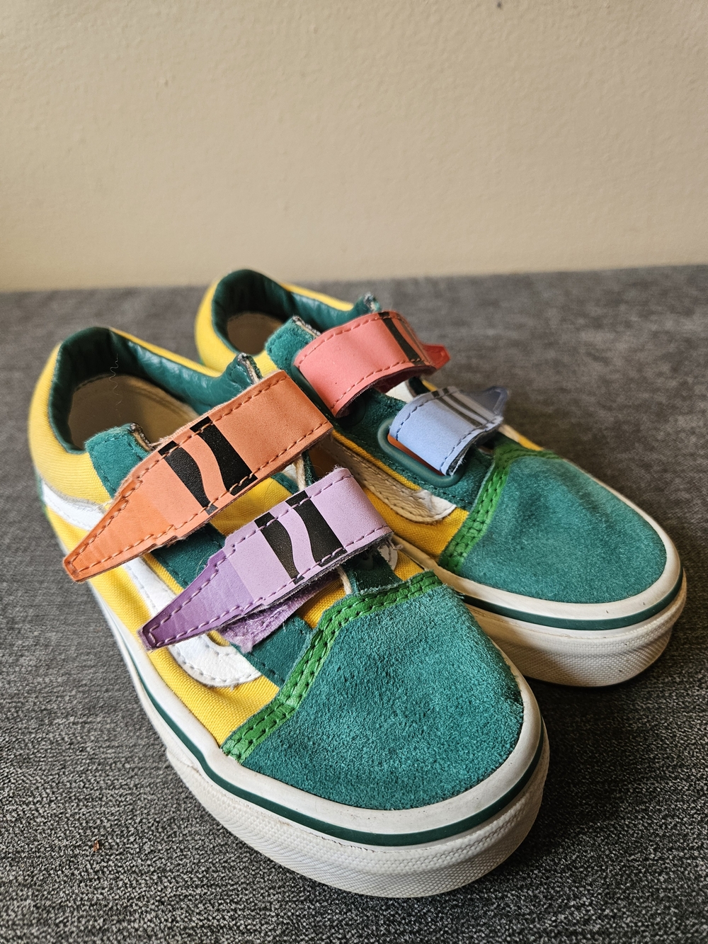 Vans Kids Crayola Multicolor Velcro Sneakers